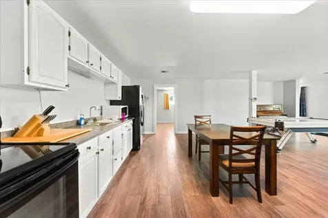 649 Pleasant Valley Road Merlin OR 97532