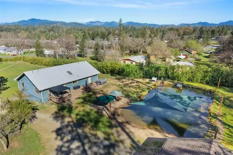 649 Pleasant Valley Road Merlin OR 97532