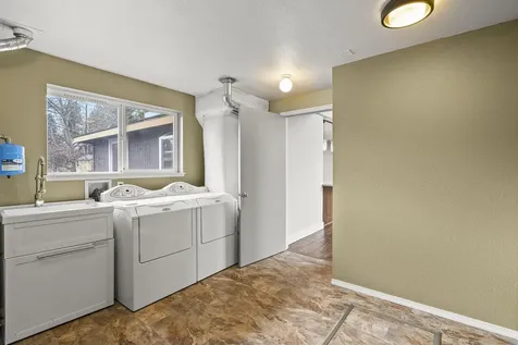 19415 W Campbell Road Bend OR 97702