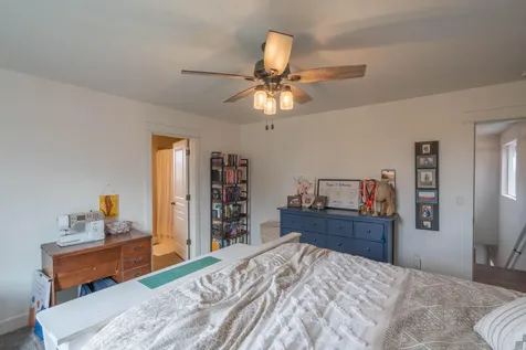 2202 NW Cedar Avenue Redmond OR 97756