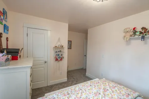 2202 NW Cedar Avenue Redmond OR 97756