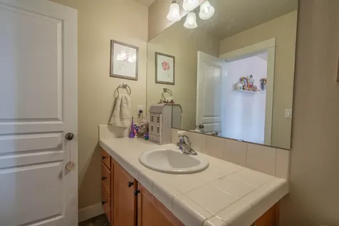 2202 NW Cedar Avenue Redmond OR 97756