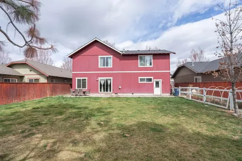 2202 NW Cedar Avenue Redmond OR 97756