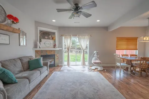 2202 NW Cedar Avenue Redmond OR 97756