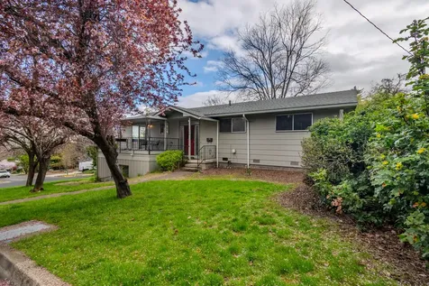 390 Morton Street Ashland OR 97520