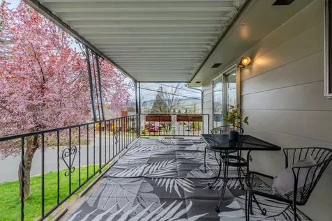 390 Morton Street Ashland OR 97520