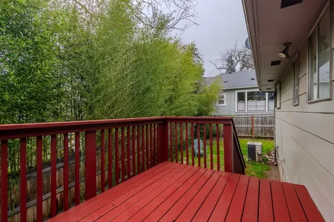 390 Morton Street Ashland OR 97520