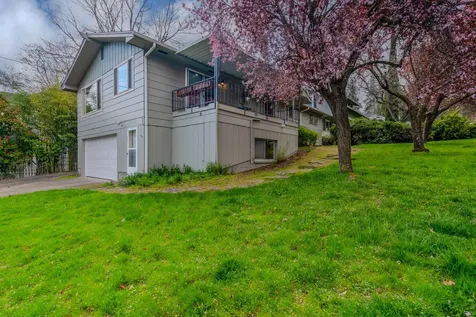 390 Morton Street Ashland OR 97520