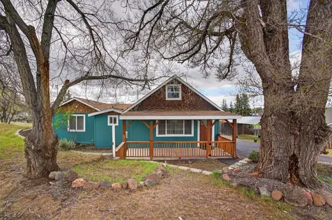 451 SE C Street Madras OR 97741