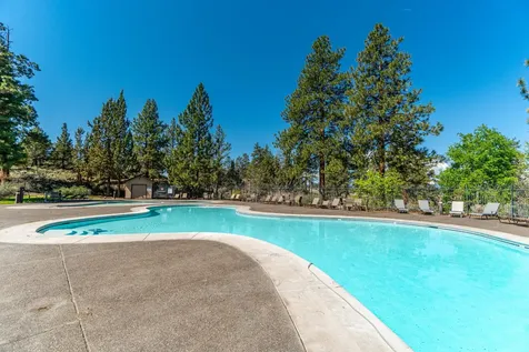 20836 SE Sunniberg Lane Bend OR 97702