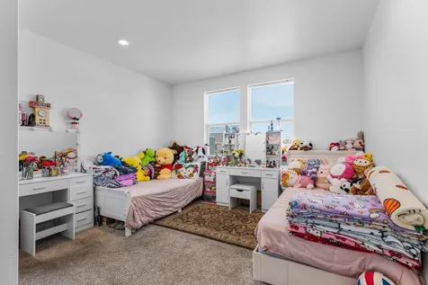500 SE Segoviano Court Madras OR 97741