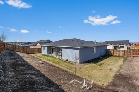 500 SE Segoviano Court Madras OR 97741