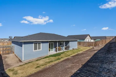 500 SE Segoviano Court Madras OR 97741