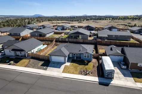 500 SE Segoviano Court Madras OR 97741