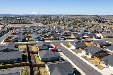 500 SE Segoviano Court Madras OR 97741