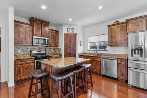 500 SE Segoviano Court Madras OR 97741