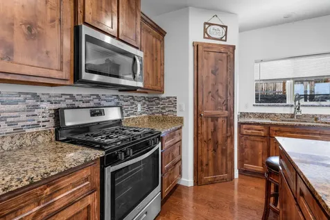 500 SE Segoviano Court Madras OR 97741