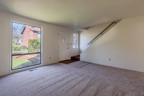 153 E Hersey Street Ashland OR 97520