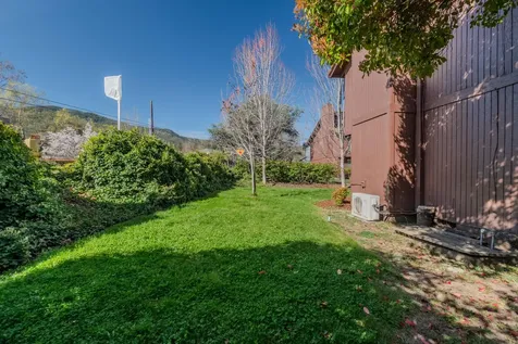 153 E Hersey Street Ashland OR 97520