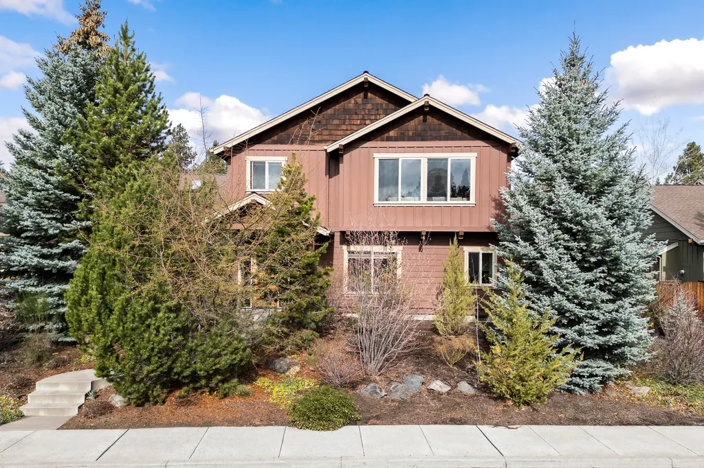 61461 Linton Loop Bend OR 97702