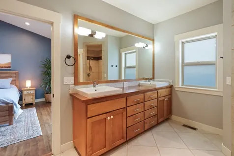 61461 Linton Loop Bend OR 97702
