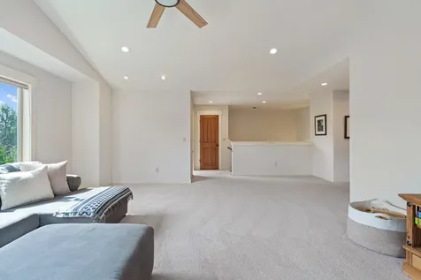 61461 Linton Loop Bend OR 97702