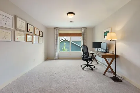 61461 Linton Loop Bend OR 97702