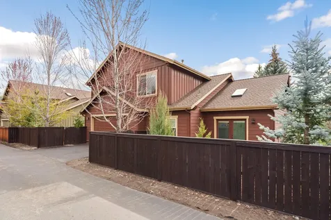 61461 Linton Loop Bend OR 97702