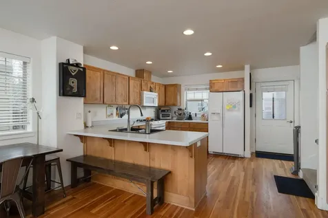 1865 NW Monterey Pines Drive Bend OR 97703