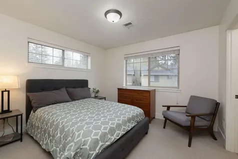 1865 NW Monterey Pines Drive Bend OR 97703