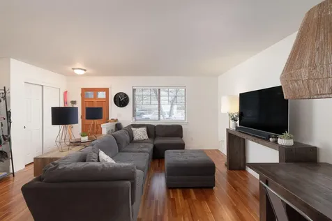 1865 NW Monterey Pines Drive Bend OR 97703