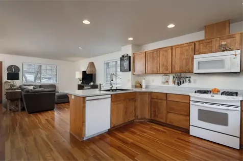 1865 NW Monterey Pines Drive Bend OR 97703