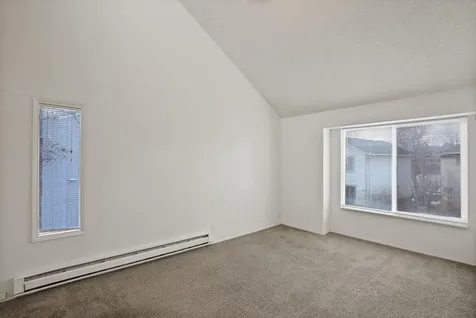 2025 NE Neil Way Bend OR 97701