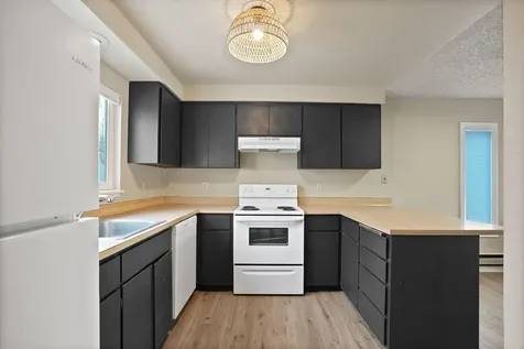 2025 NE Neil Way Bend OR 97701