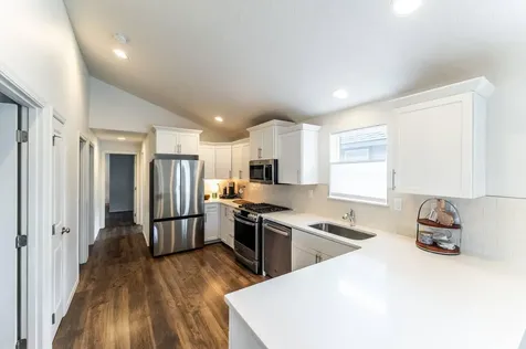 3210 NW 10th Street Redmond OR 97756