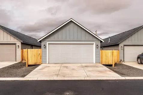 3210 NW 10th Street Redmond OR 97756