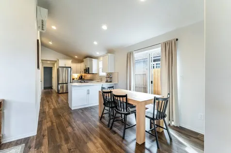 3210 NW 10th Street Redmond OR 97756