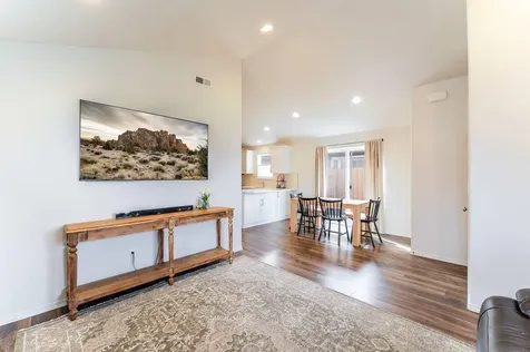 3210 NW 10th Street Redmond OR 97756