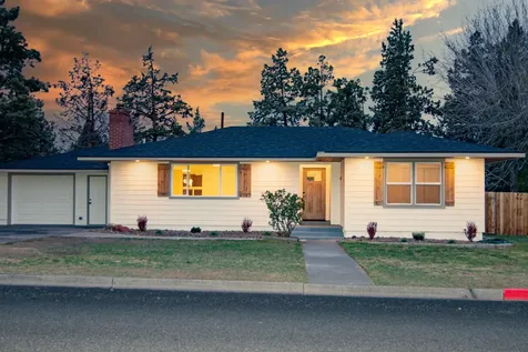 755 NW Canyon Drive Redmond OR 97756