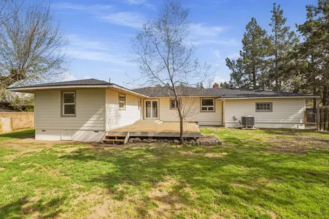 755 NW Canyon Drive Redmond OR 97756