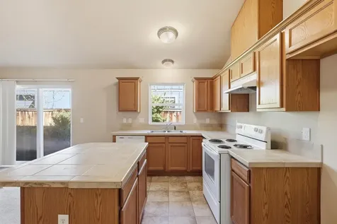 2879 NE Jackdaw Drive Bend OR 97701