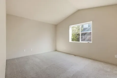 2879 NE Jackdaw Drive Bend OR 97701