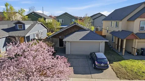 2879 NE Jackdaw Drive Bend OR 97701