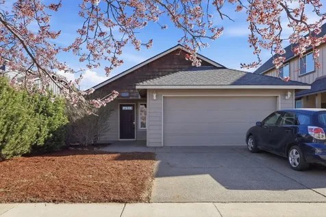 2879 NE Jackdaw Drive Bend OR 97701