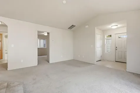 2879 NE Jackdaw Drive Bend OR 97701
