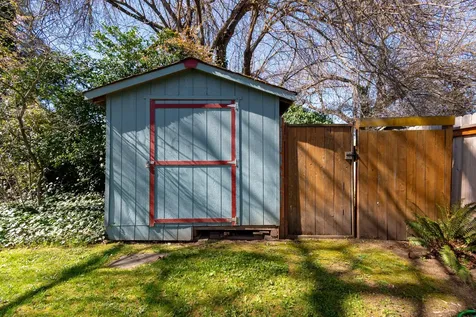 540 Eastwood Drive Medford OR 97504
