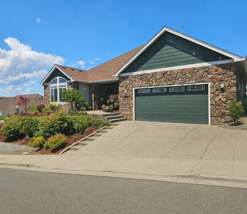 224 Landau Lane Grants Pass OR 97527