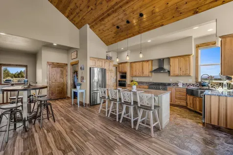 6040 SE Gravett Road Prineville OR 97754