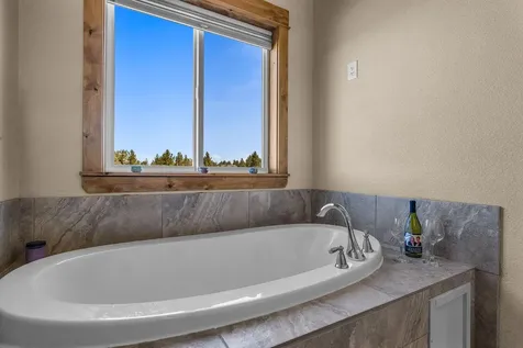 6040 SE Gravett Road Prineville OR 97754