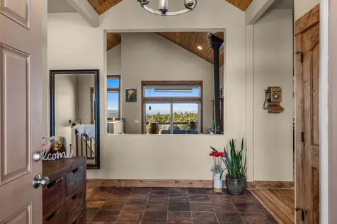 6040 SE Gravett Road Prineville OR 97754